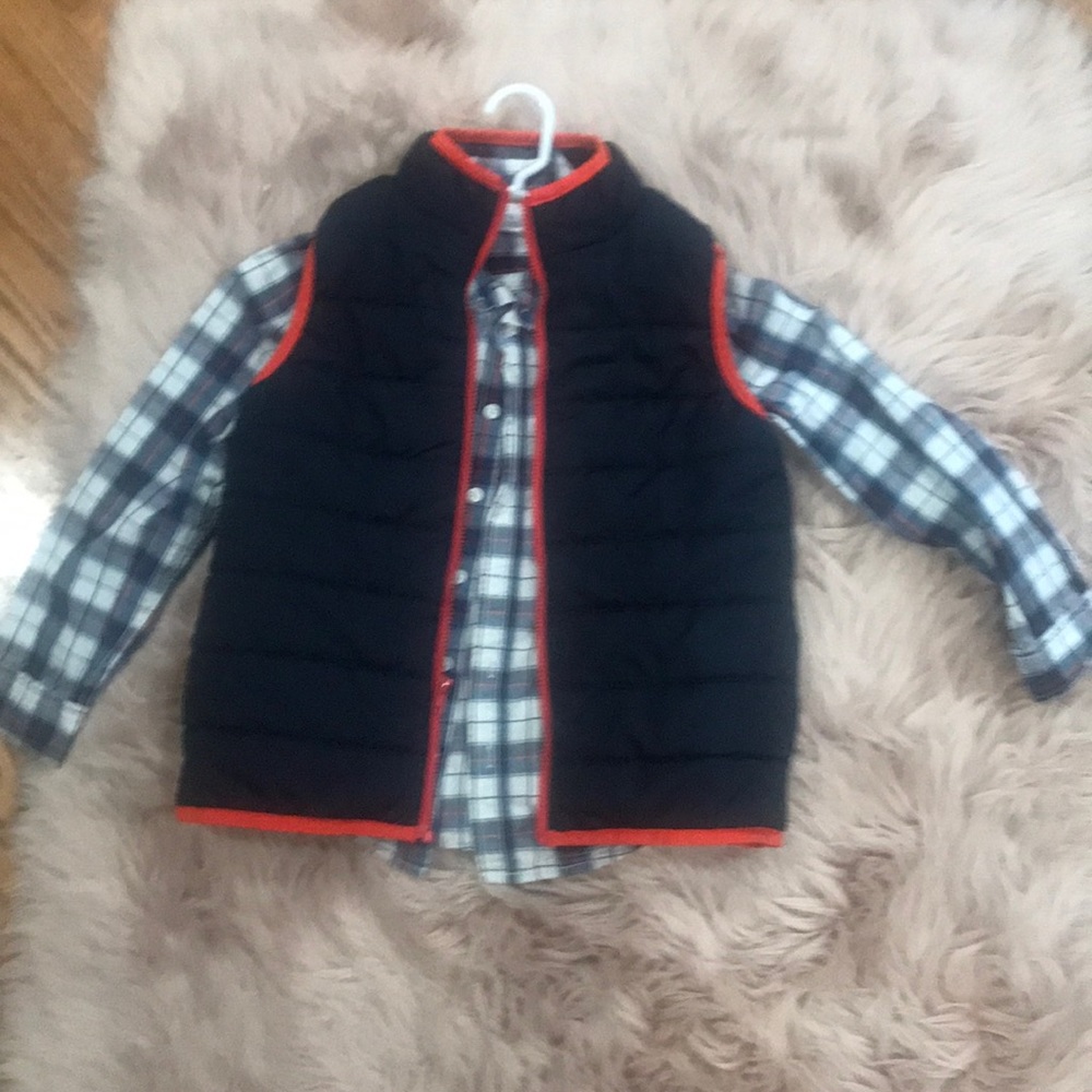 Gymboree button up and vest, size 7/8